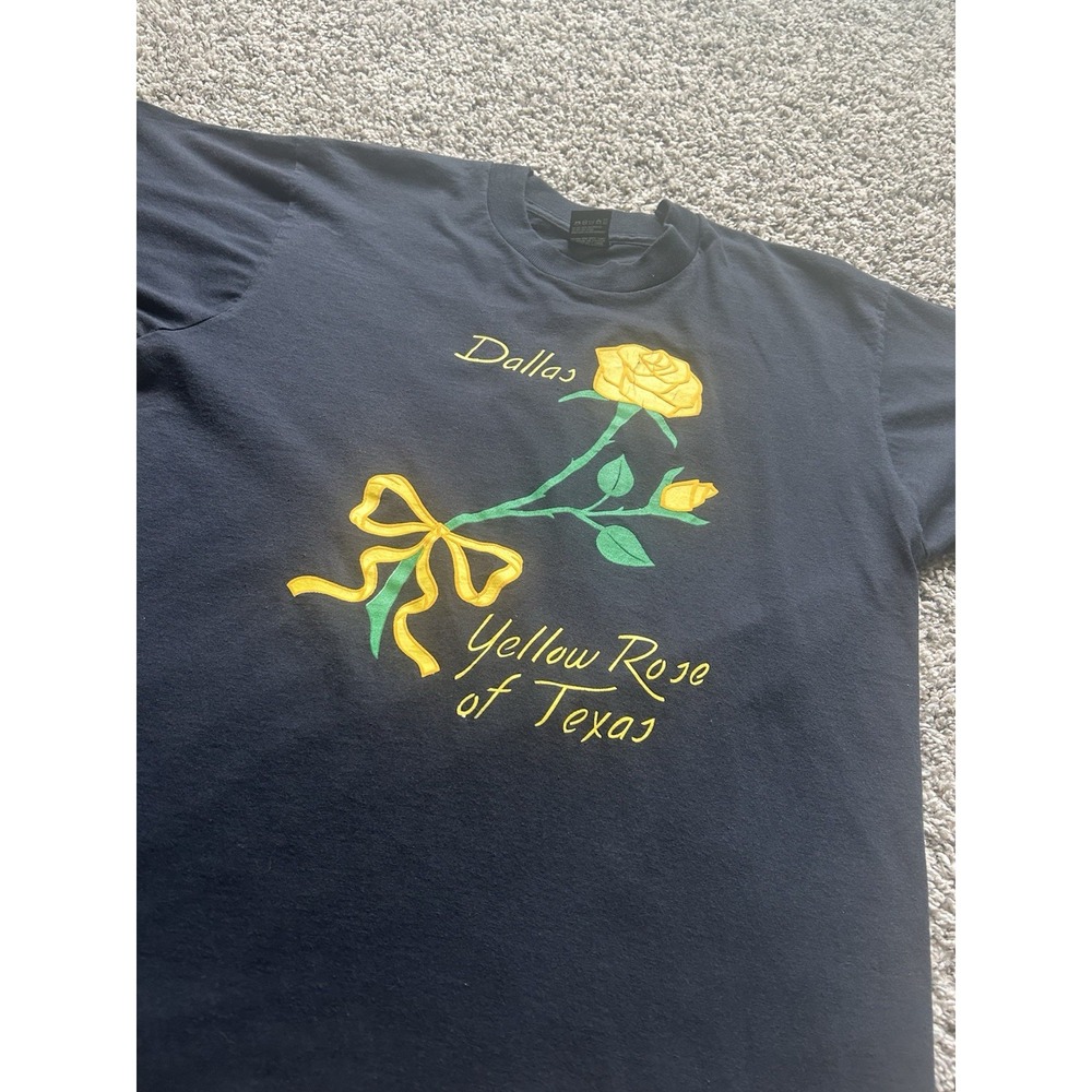Fruit Of The Loom Vintage Yellow Rose Of Texas Black TShirt Single Stitch Size L